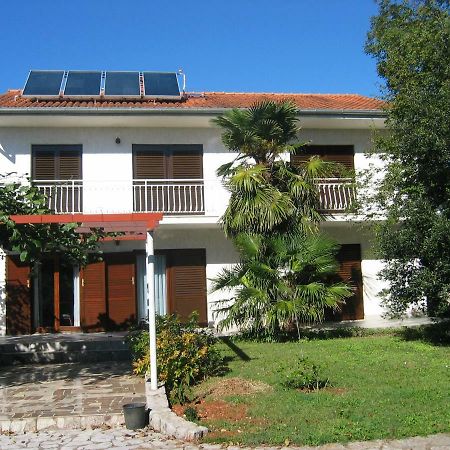 Apartments Cerovic Malinska Zewnętrze zdjęcie