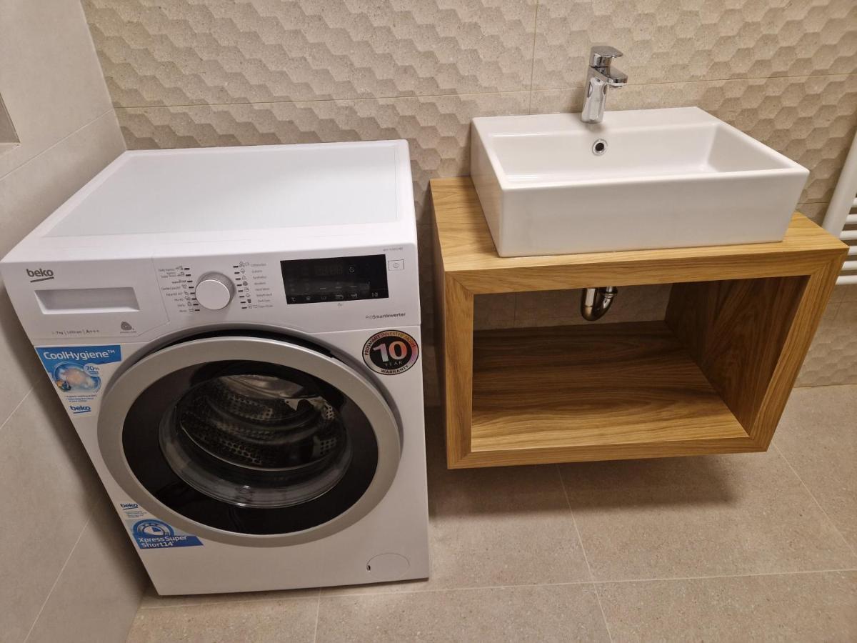 Apartments Cerovic Malinska Zewnętrze zdjęcie