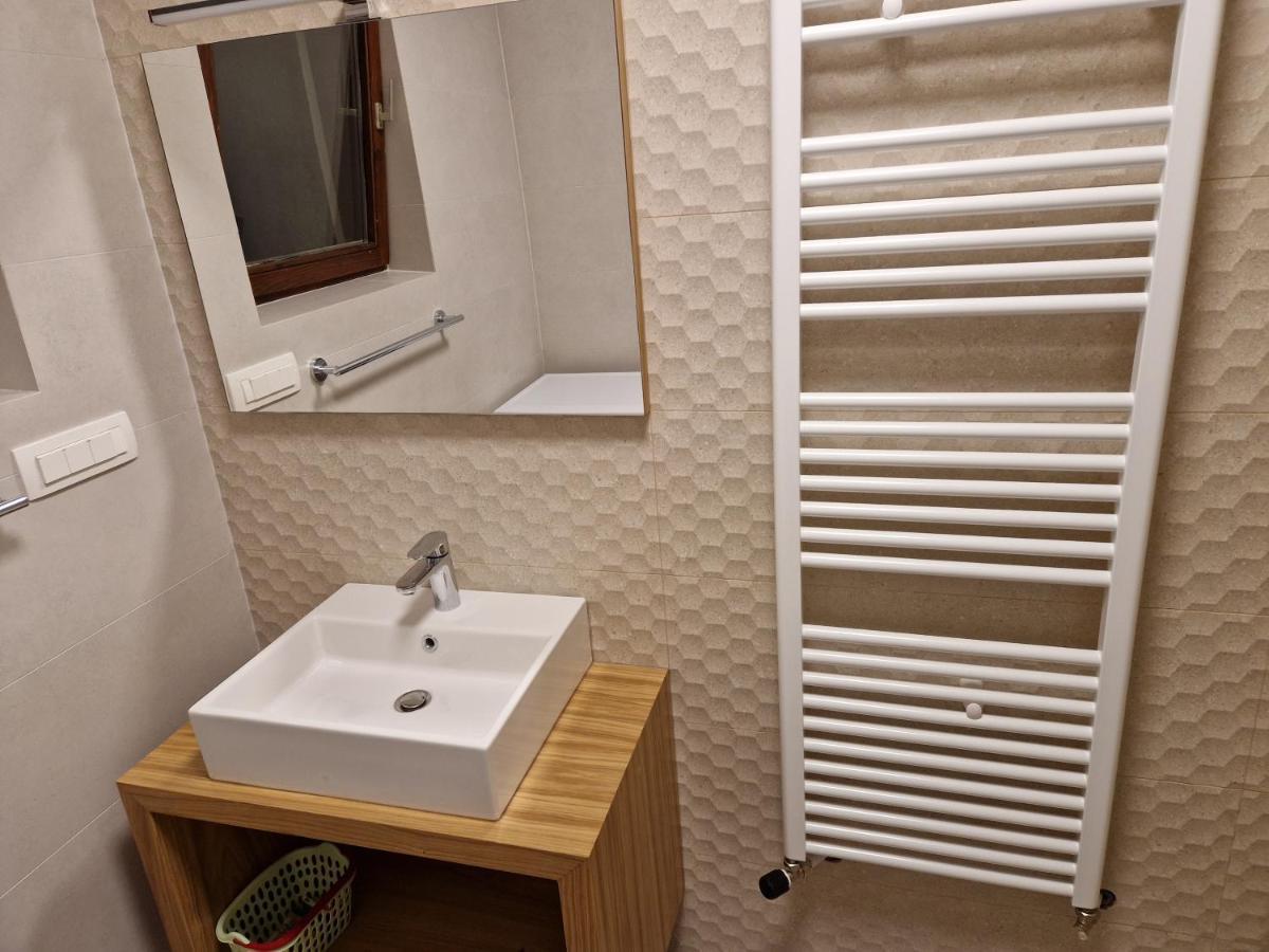 Apartments Cerovic Malinska Zewnętrze zdjęcie