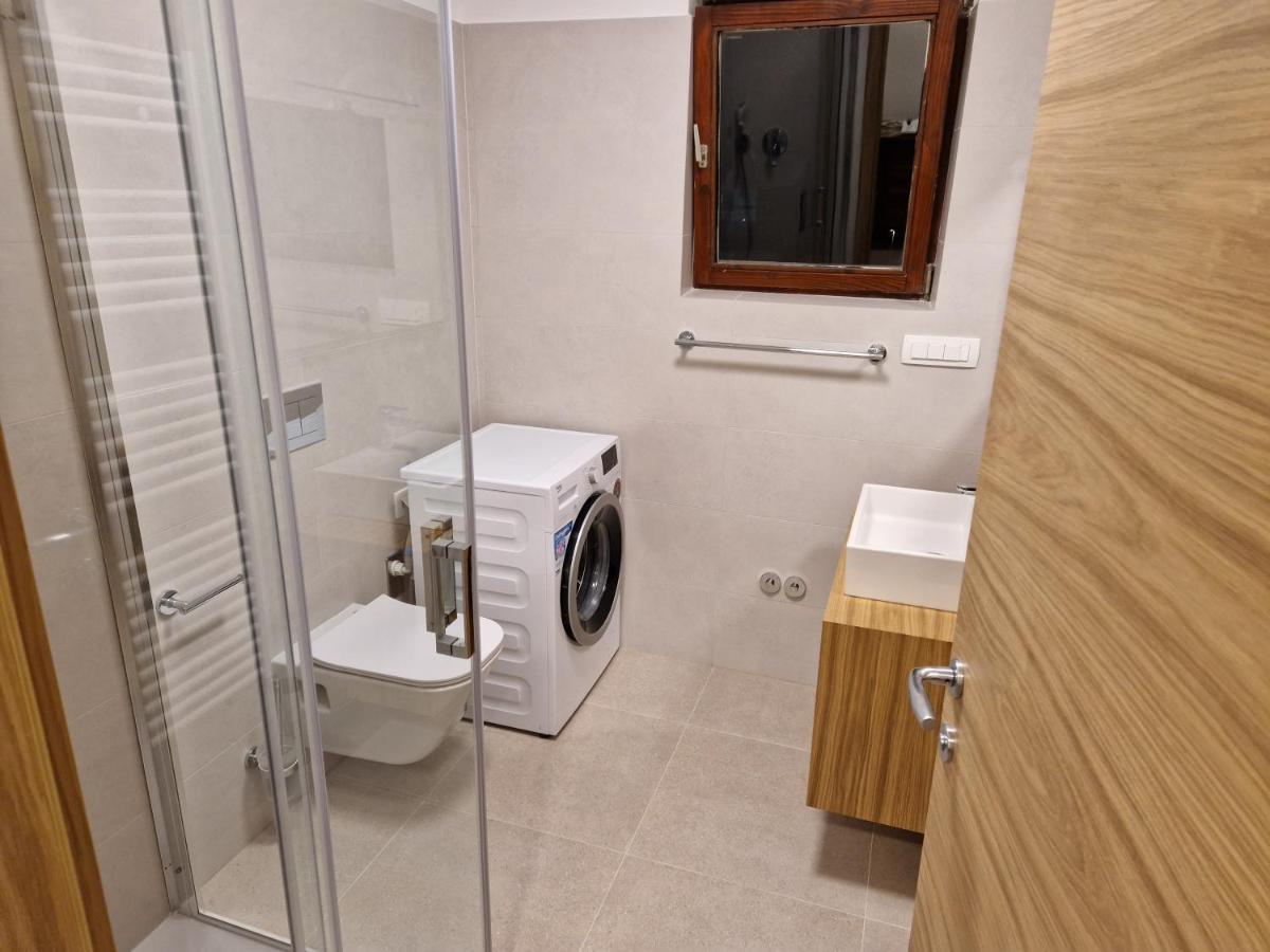 Apartments Cerovic Malinska Zewnętrze zdjęcie