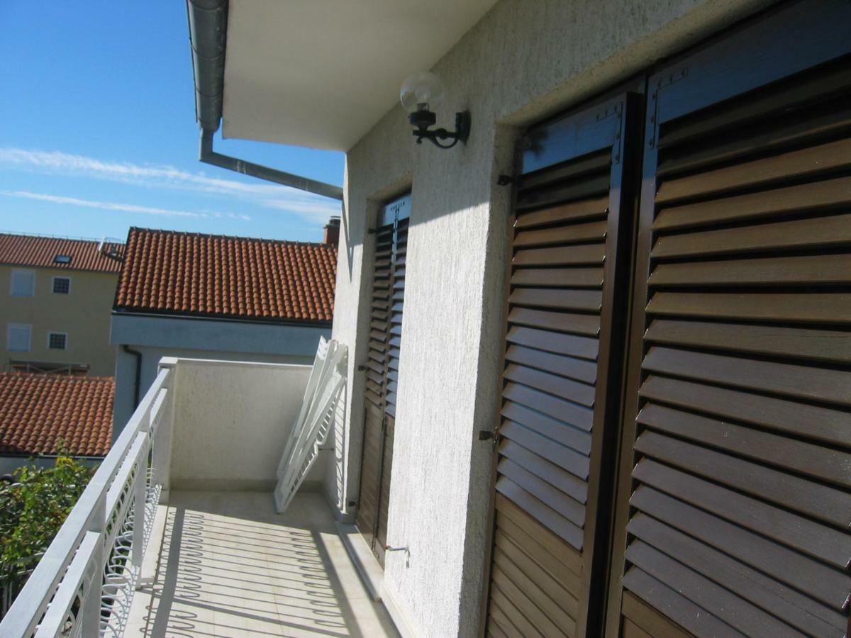 Apartments Cerovic Malinska Zewnętrze zdjęcie